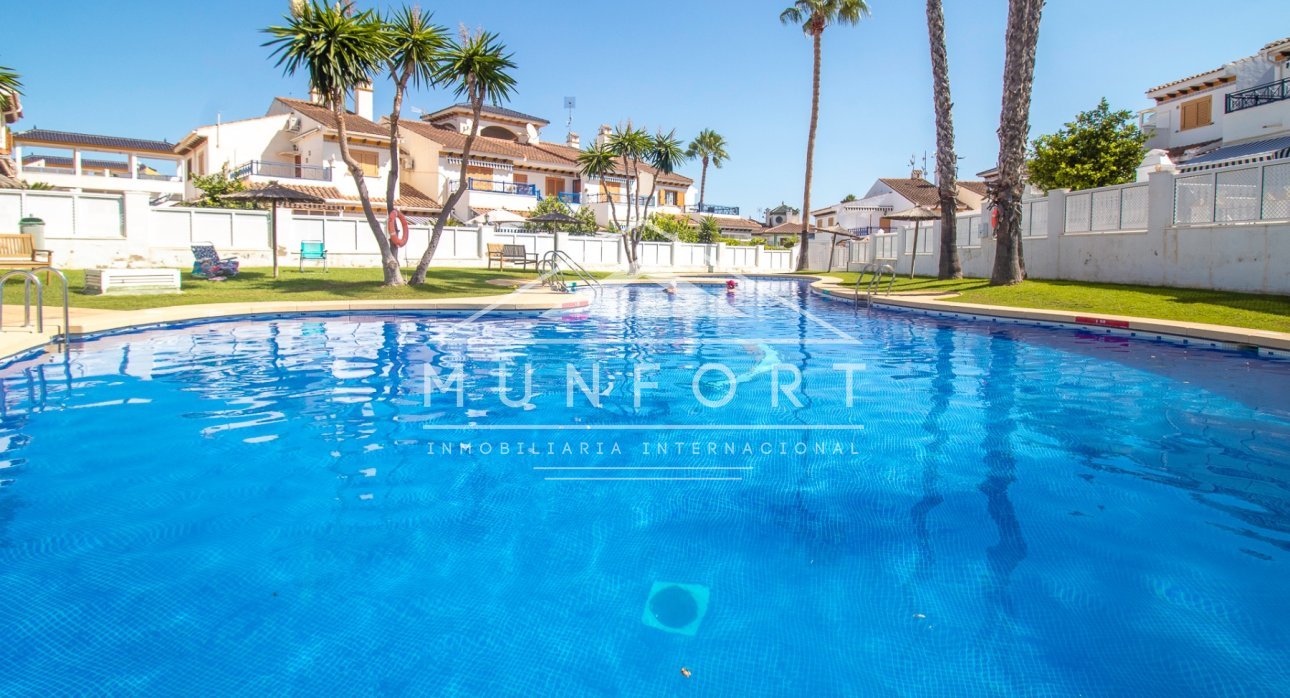 Revente - Villas -
Pilar de la Horadada - Mil Palmeras