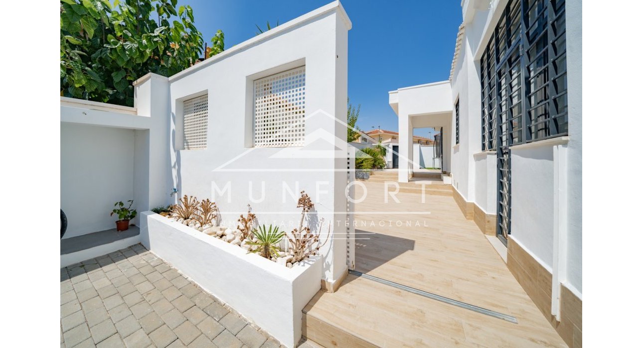 Revente - Villas -
Pilar de la Horadada - Pinar de Campoverde