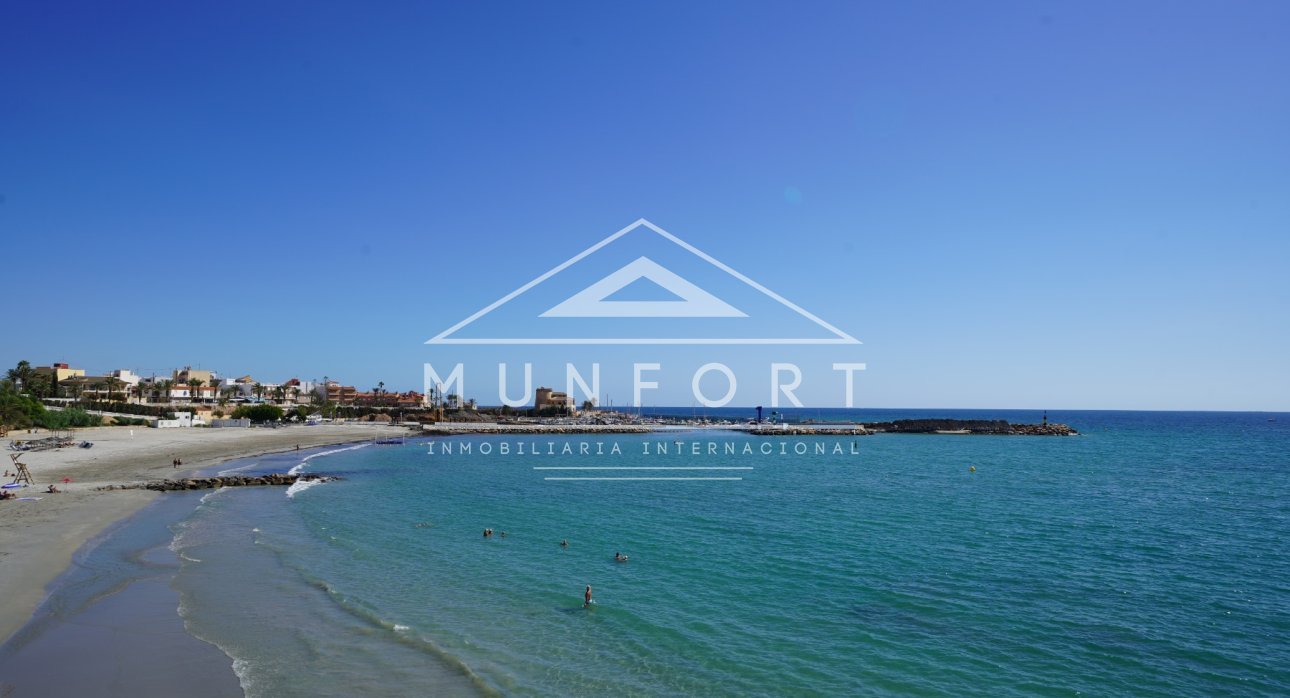 Revente - Villas -
Pilar de la Horadada - Torre de la Horadada