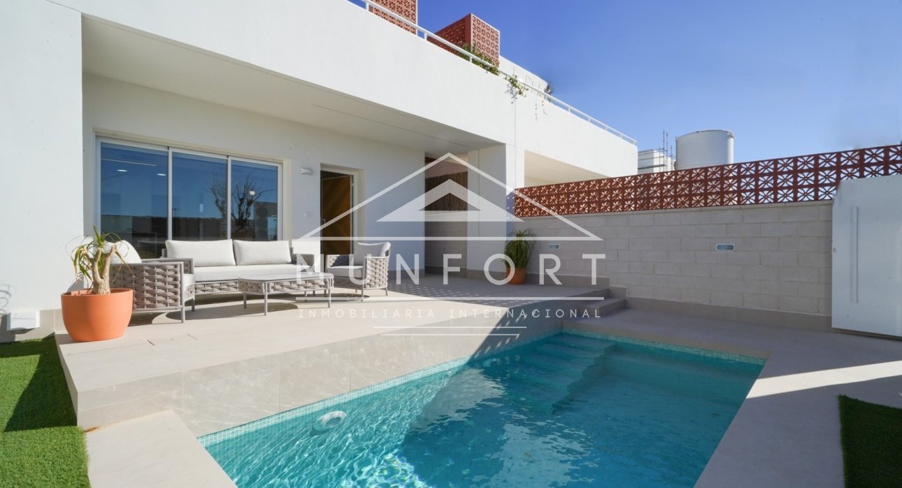 Revente - Villas -
Pilar de la Horadada