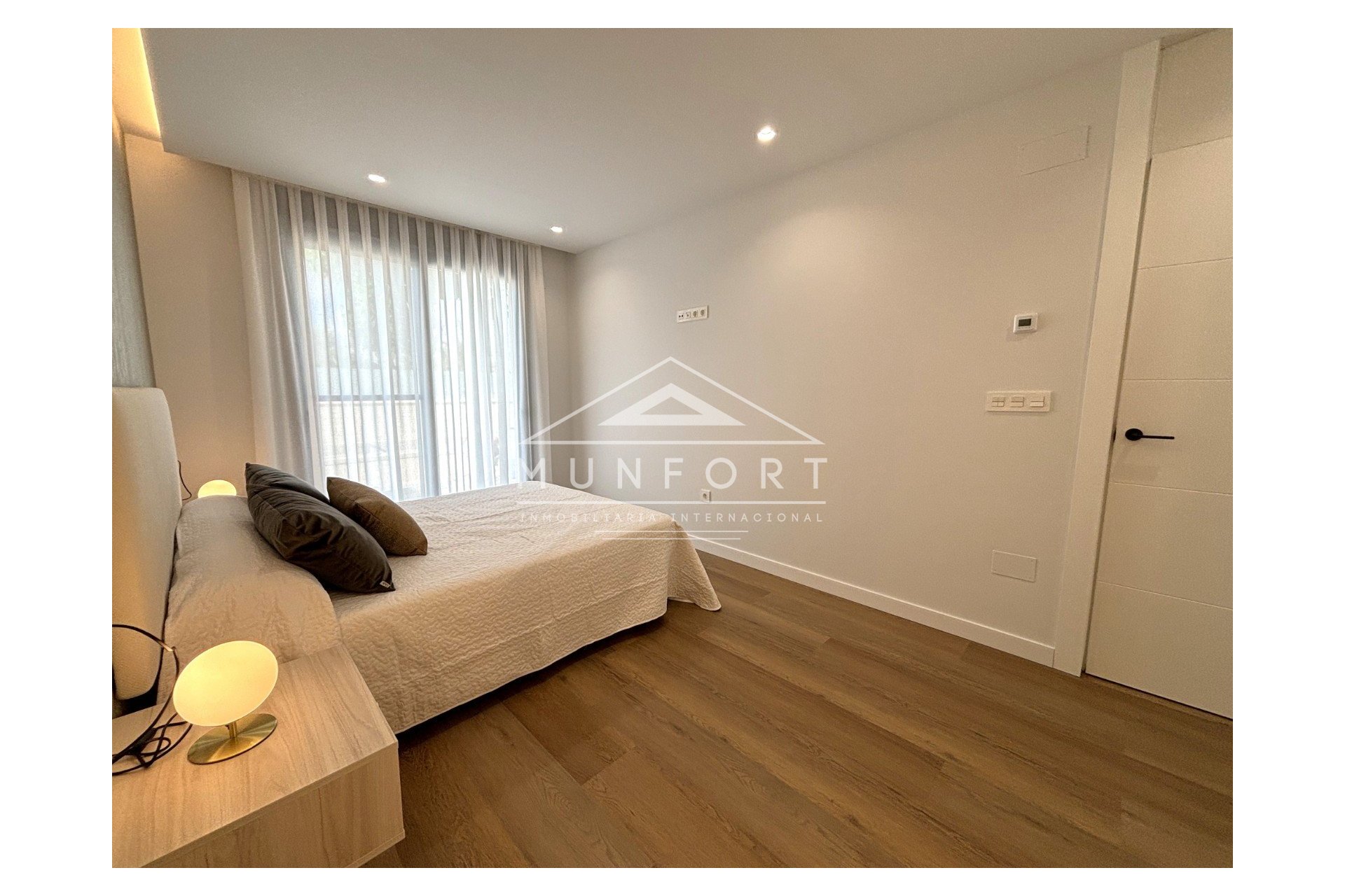 Revente - Villas -
Pilar de la Horadada