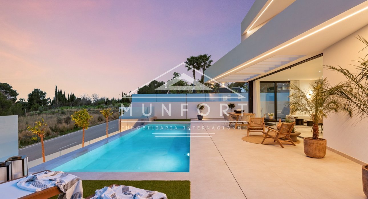 Revente - Villas -
Polop de La Marina 