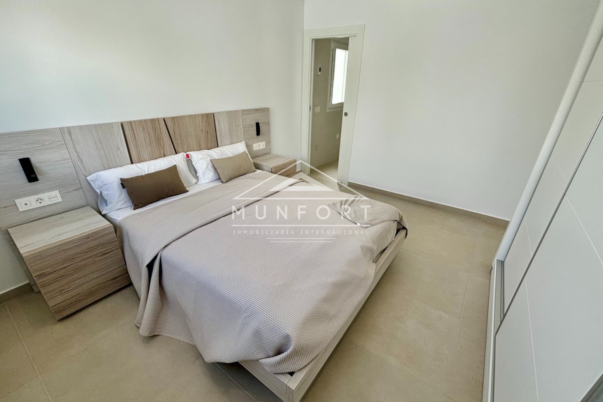 Revente - Villas -
Rojales