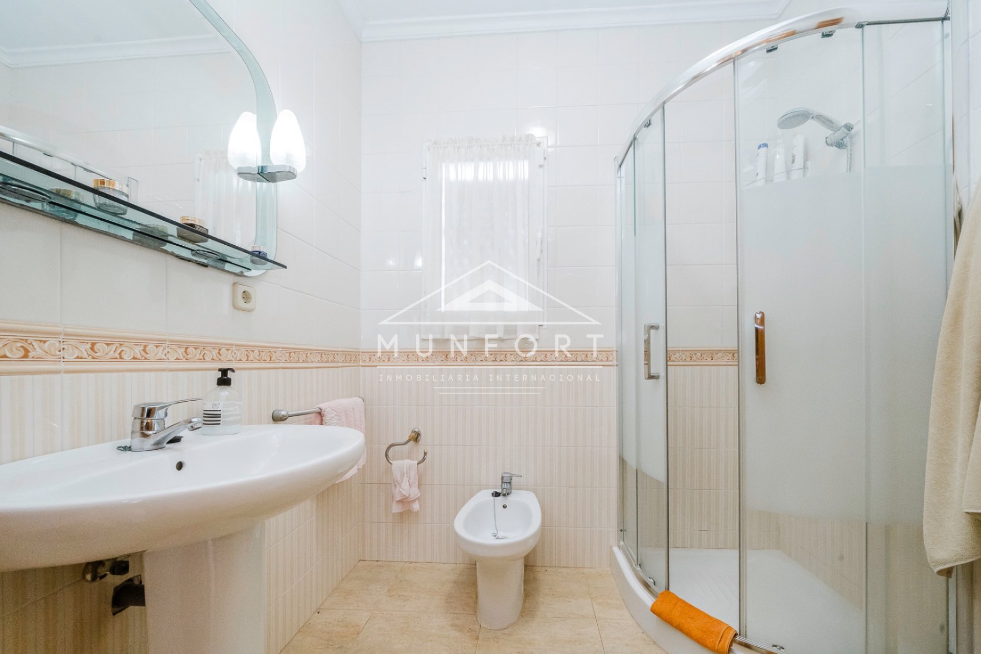 Revente - Villas -
Rojales