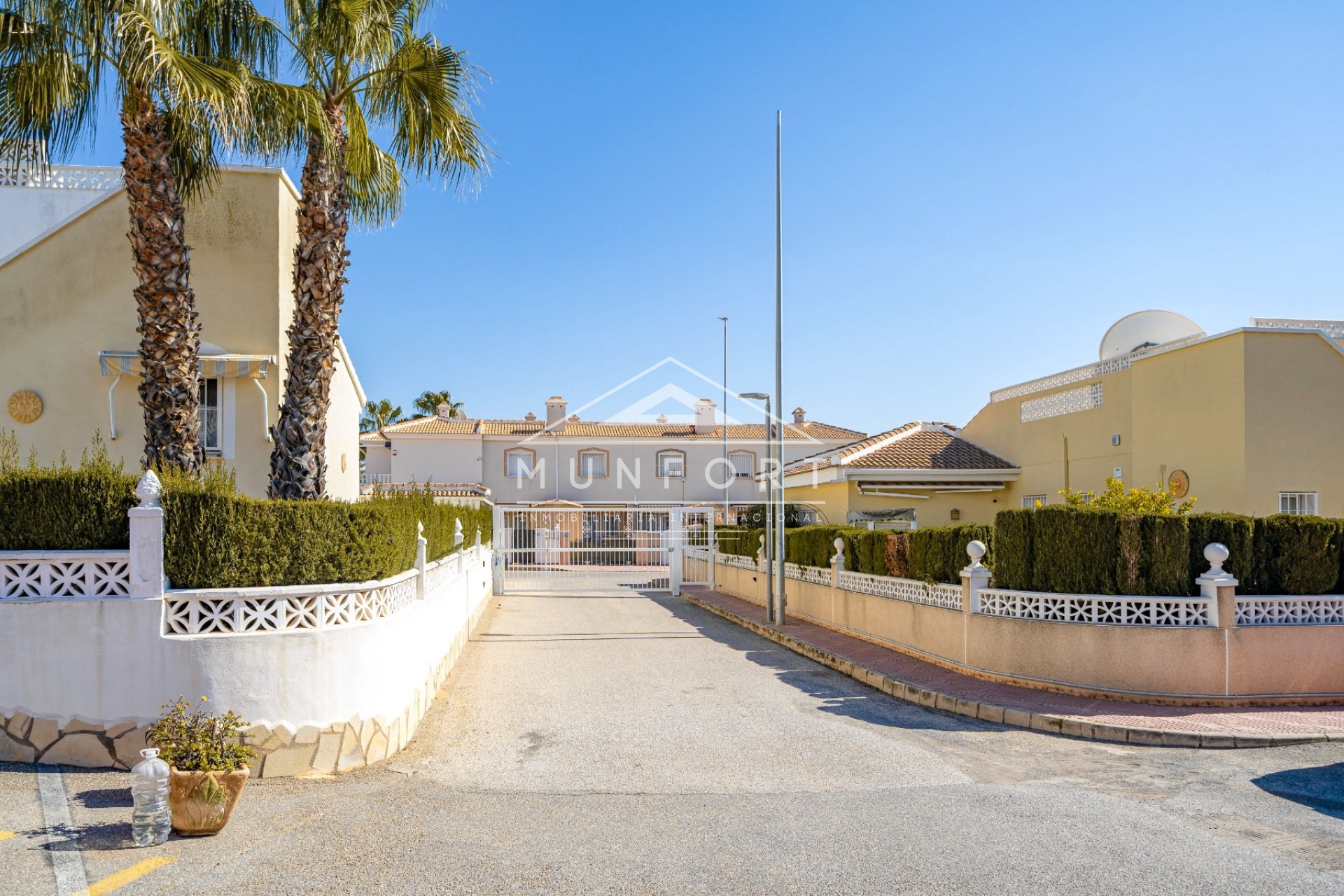 Revente - Villas -
Rojales