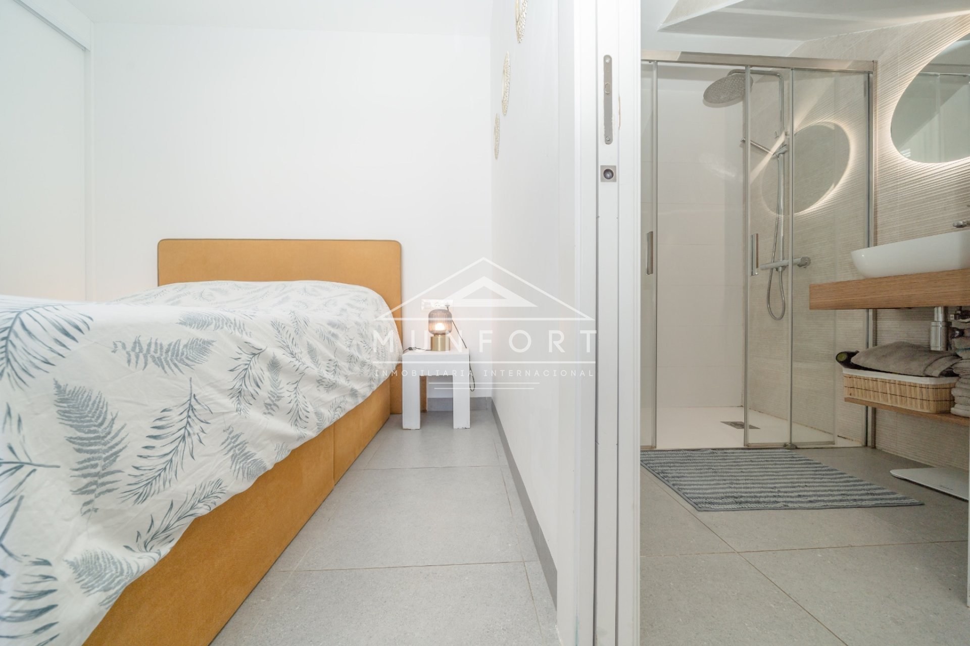 Revente - Villas -
Roldán