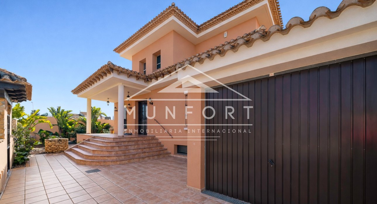 Revente - Villas -
San Javier