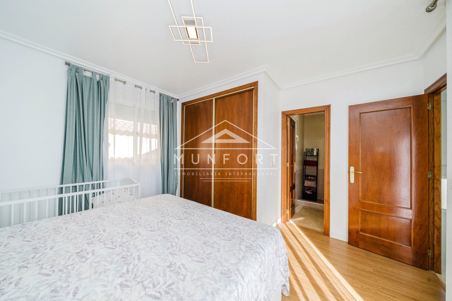 Revente - Villas -
San Miguel de Salinas - Ciudad de las Comunicaciones