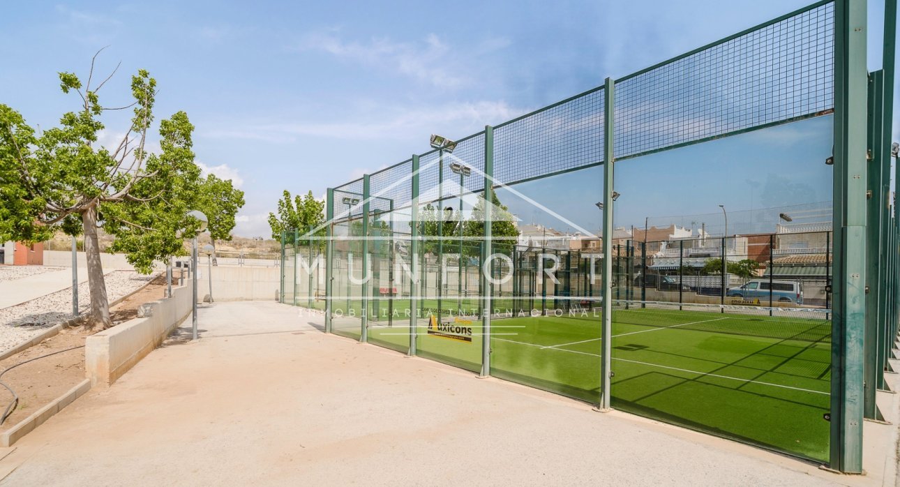 Revente - Villas -
San Miguel de Salinas - Ciudad de las Comunicaciones