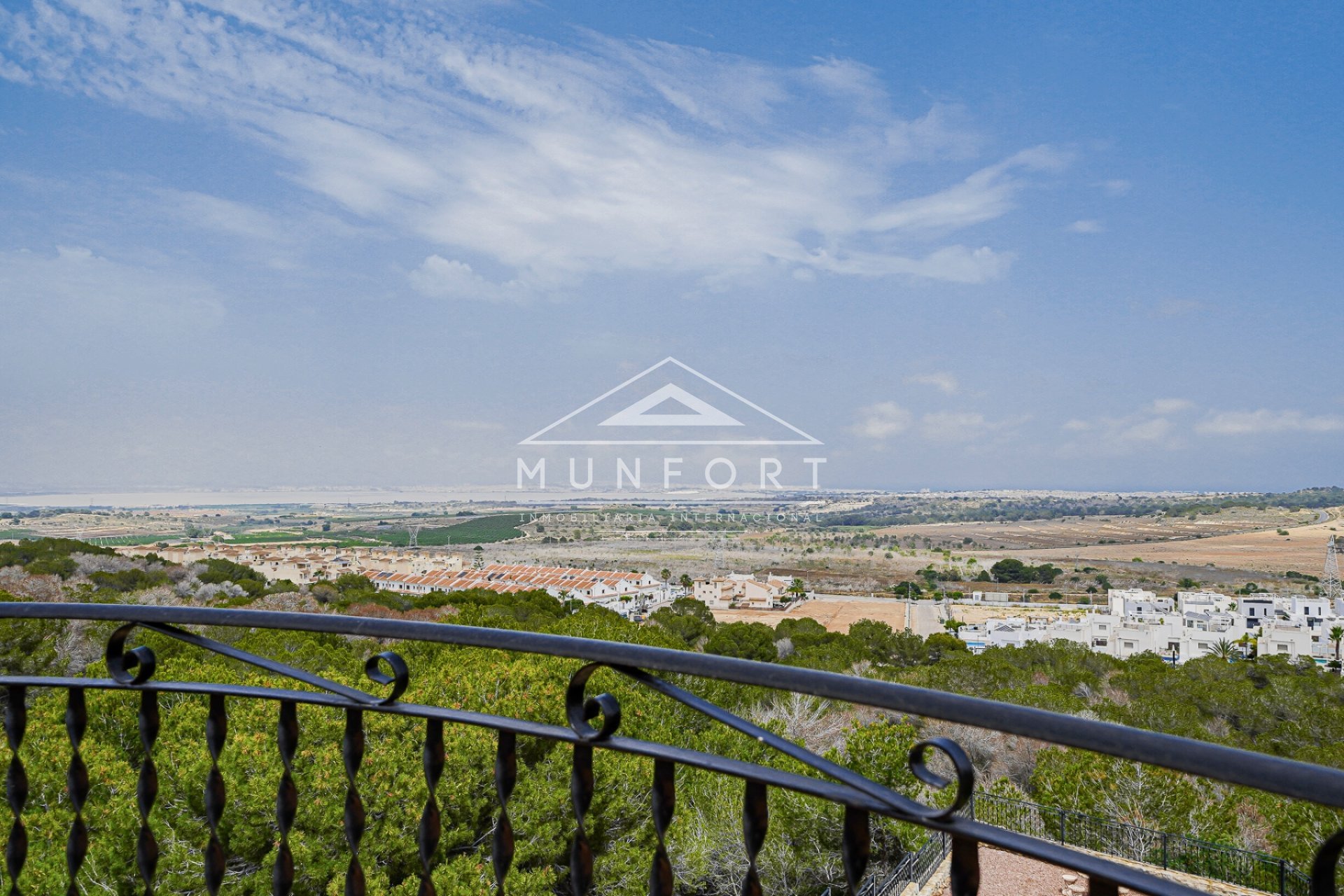 Revente - Villas -
San Miguel de Salinas