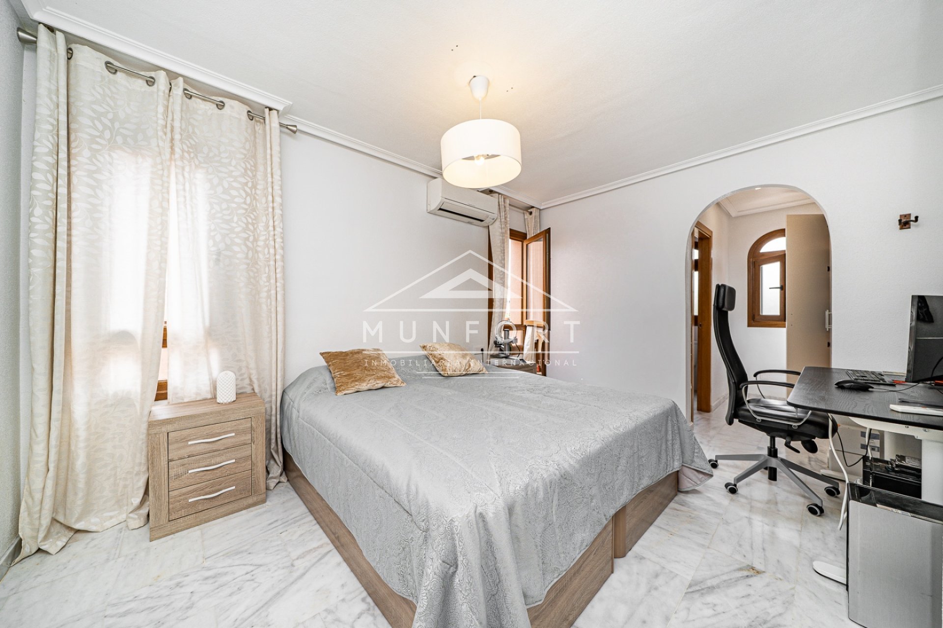 Revente - Villas -
San Miguel de Salinas