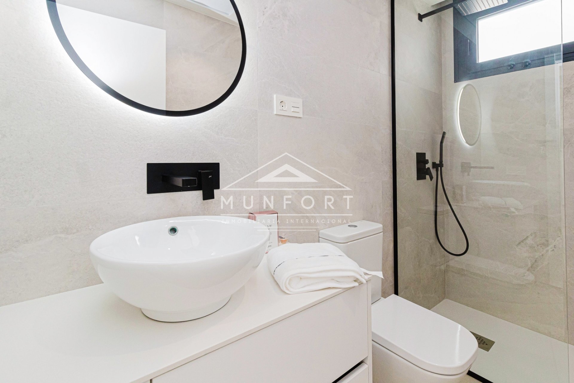 Revente - Villas -
Sucina