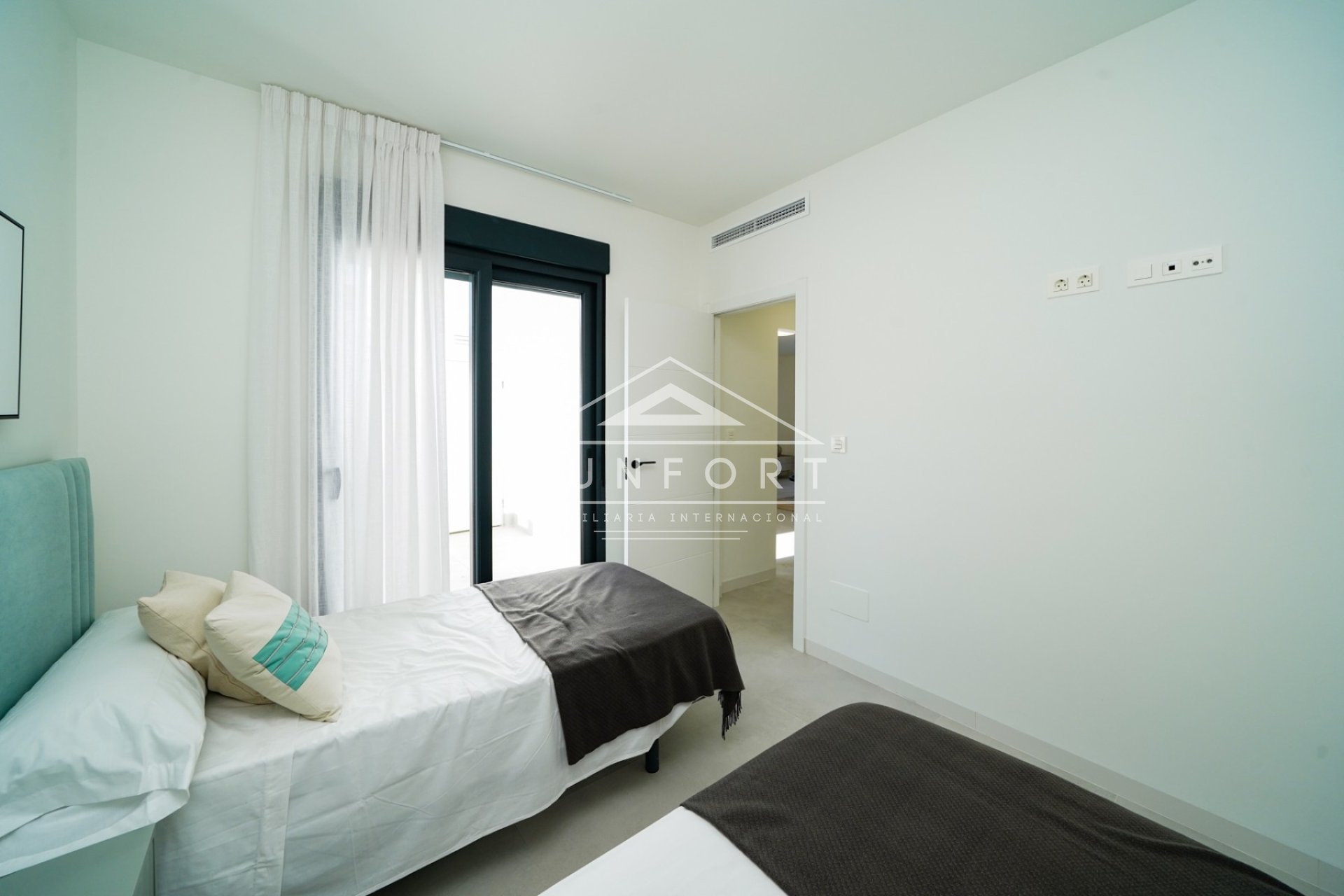 Revente - Villas -
Torre-Pacheco - Roldán