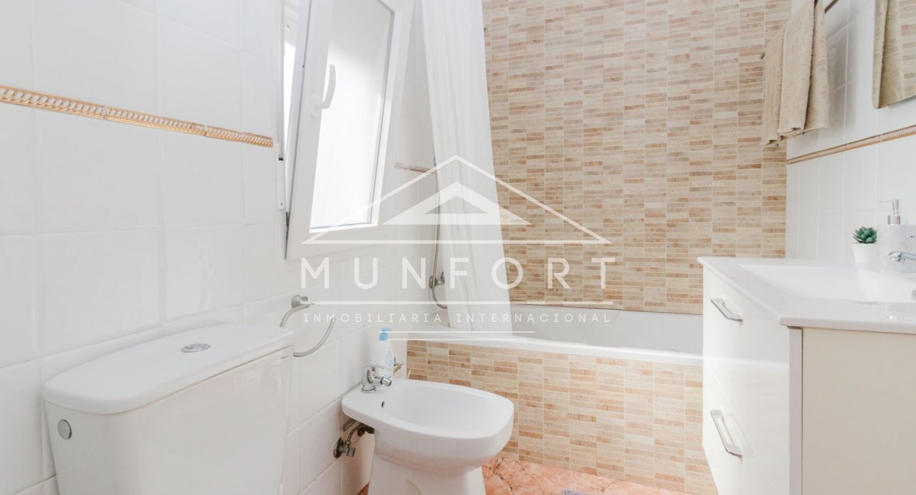 Revente - Villas -
Torrevieja - Aguas Nuevas - Torrevieja