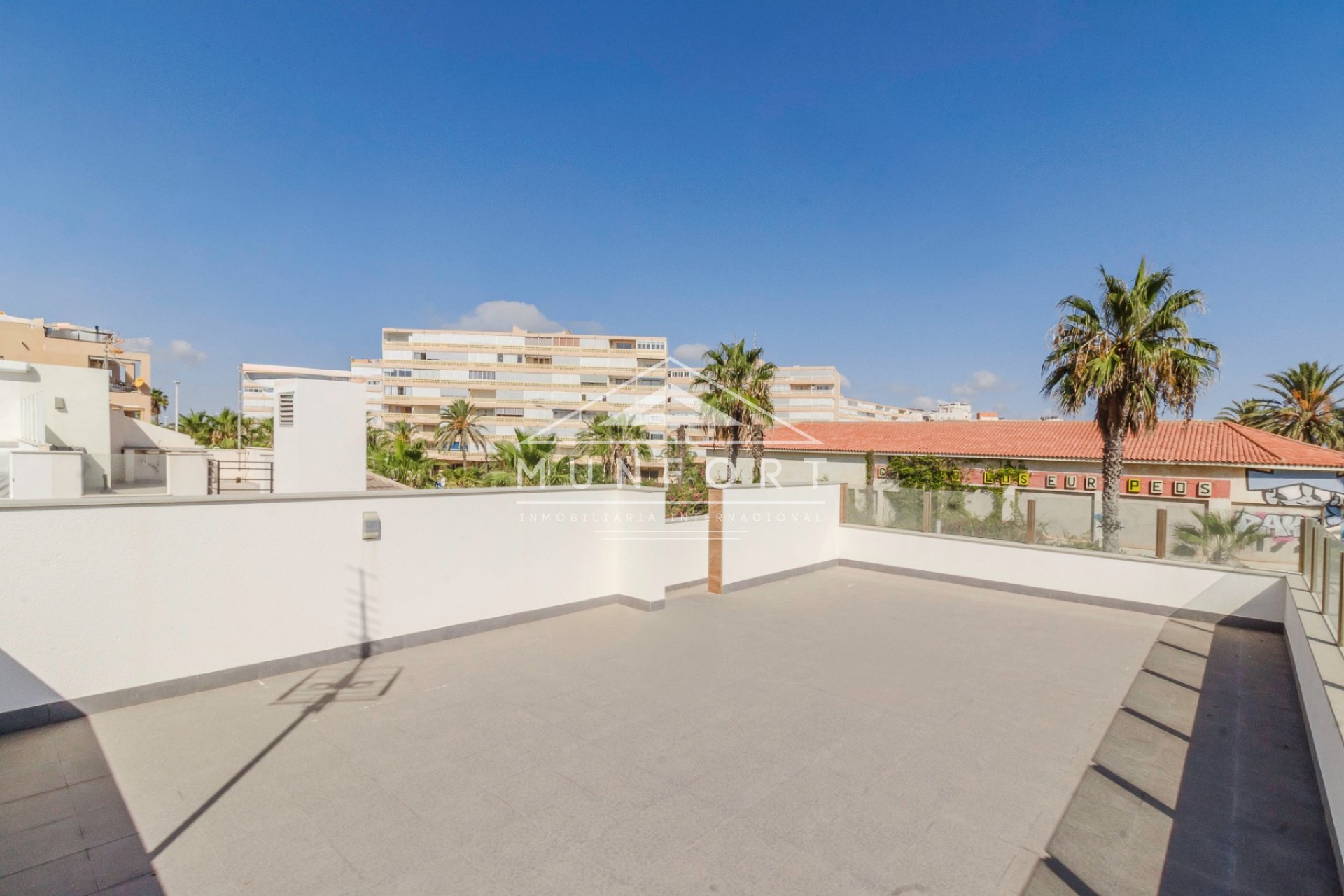 Revente - Villas -
Torrevieja - La Mata - Torrevieja