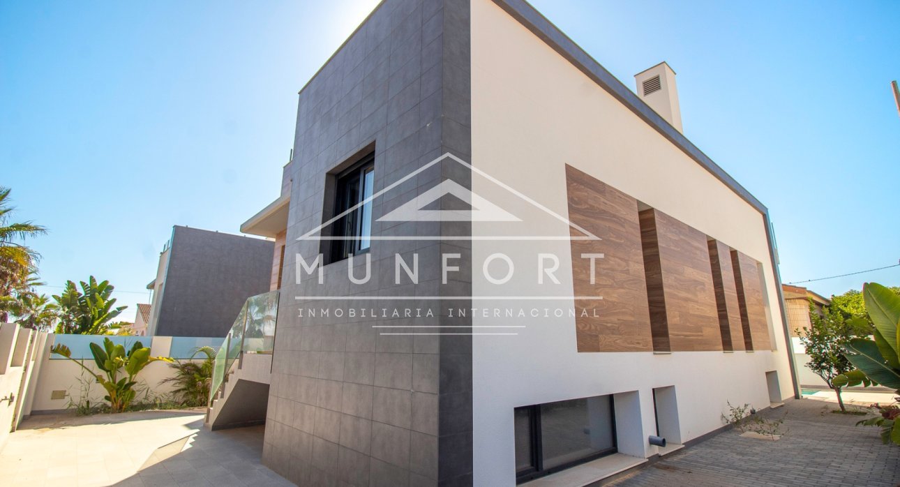 Revente - Villas -
Torrevieja - La Mata - Torrevieja