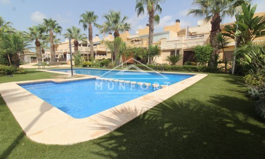 Rijtjeshuizen - Herverkoop - Orihuela Costa -
                Lomas de Cabo Roig