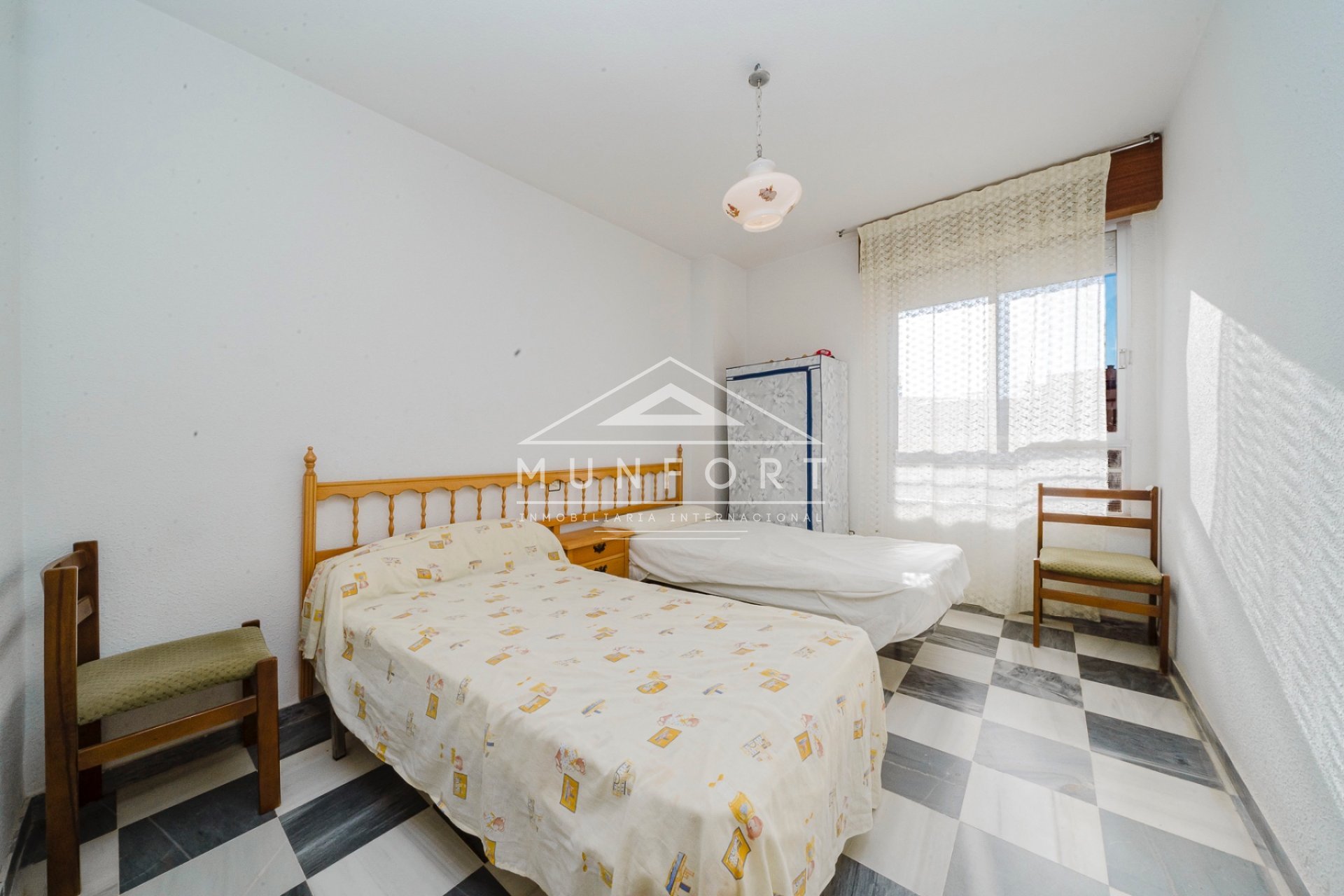 Segunda mano - Apartamentos -
Águilas