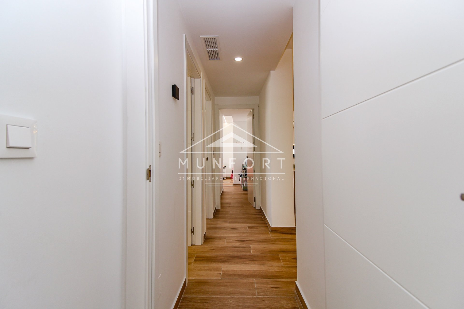 Segunda mano - Apartamentos -
Alcázares, Los - Los Alcázares