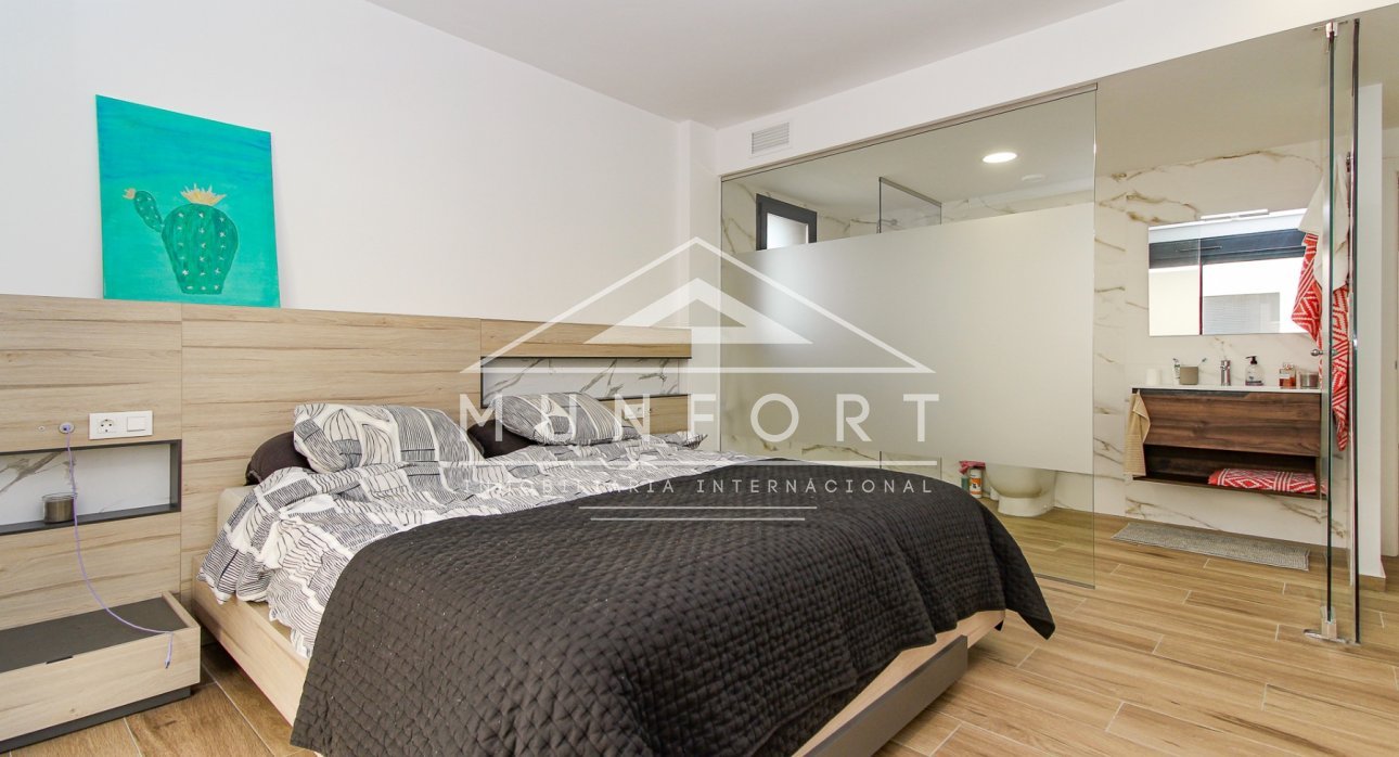 Segunda mano - Apartamentos -
Alcázares, Los - Los Alcázares