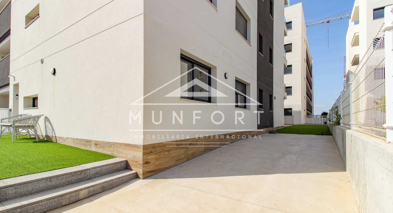 Segunda mano - Apartamentos -
Alcázares, Los - Los Alcázares