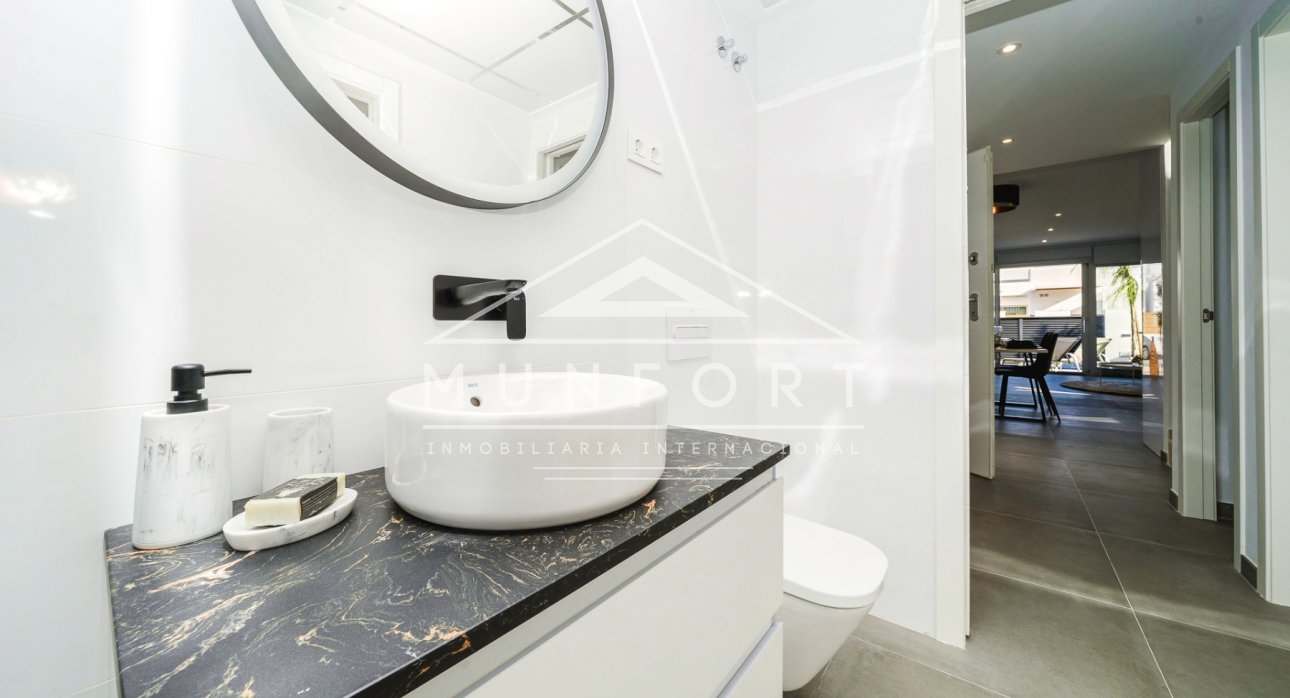 Segunda mano - Apartamentos -
Alcázares, Los - Los Alc&aacute;zares