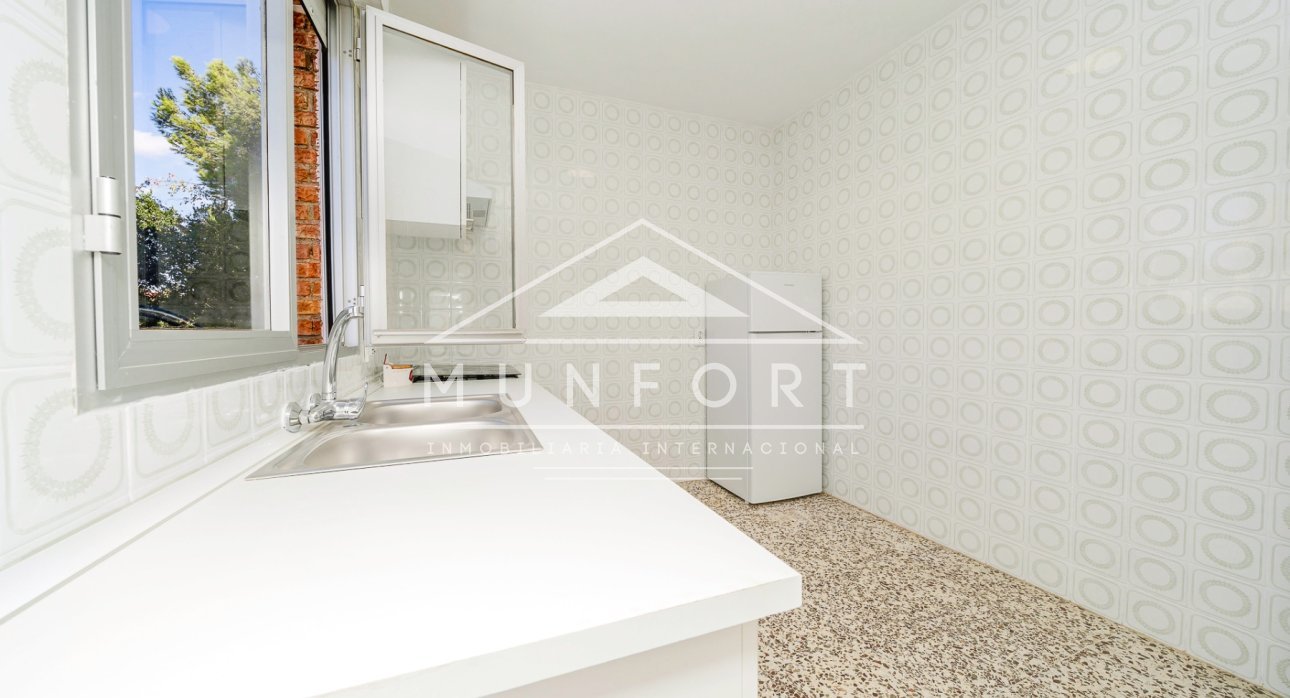 Segunda mano - Apartamentos -
Alcázares, Los - Los Alcázares