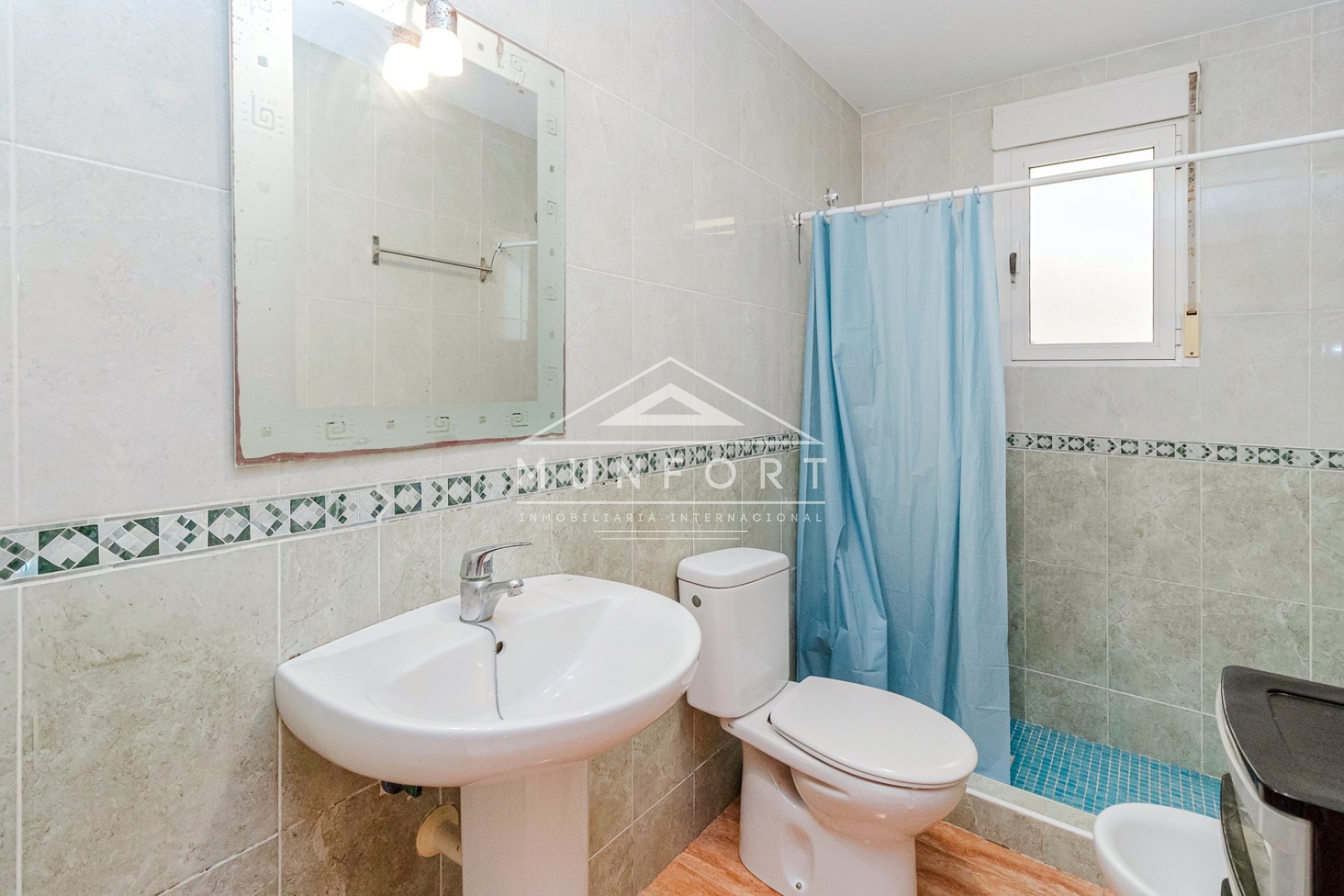 Segunda mano - Apartamentos -
Alcázares, Los - Los Alcázares