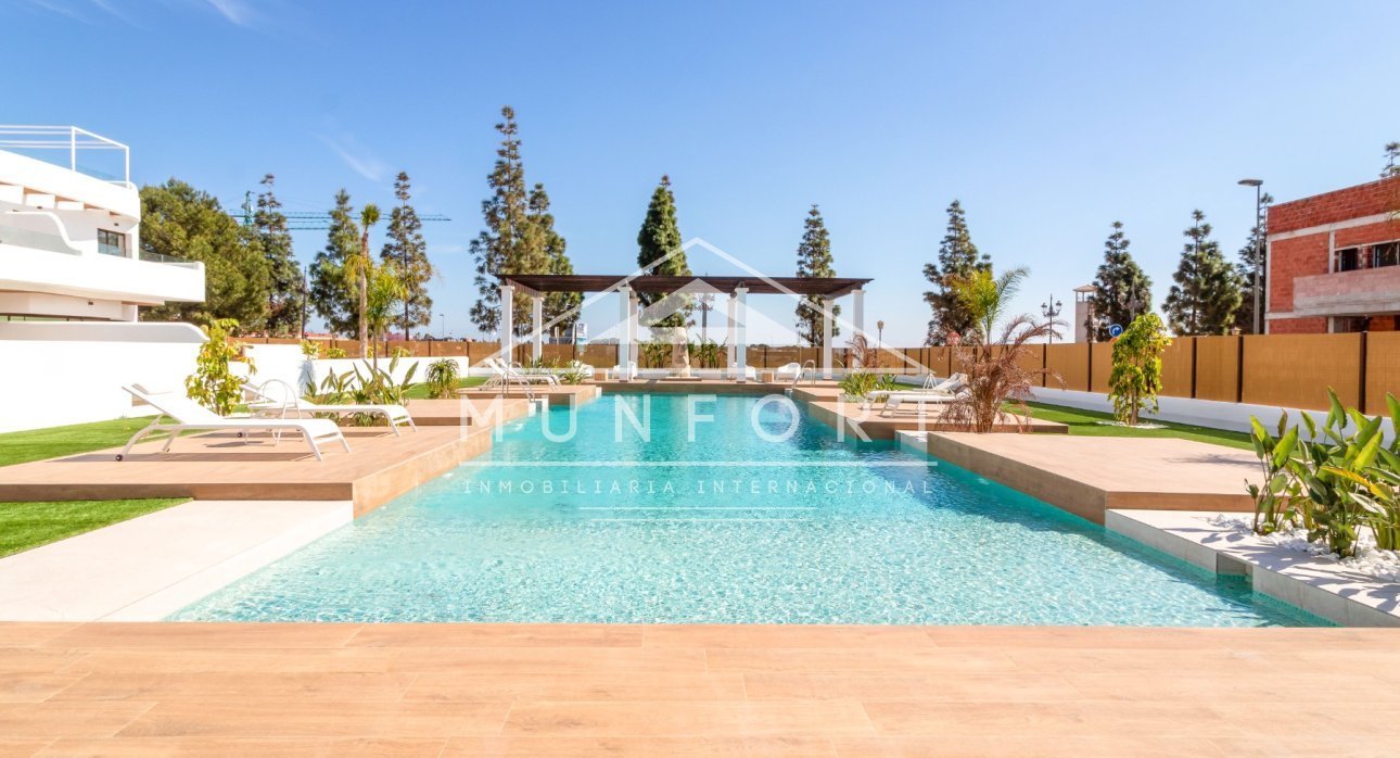 Segunda mano - Apartamentos -
Alcázares, Los - Los Alcázares