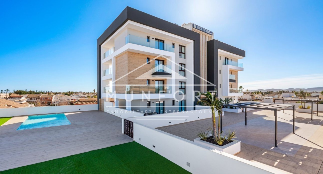 Segunda mano - Apartamentos -
Alcázares, Los