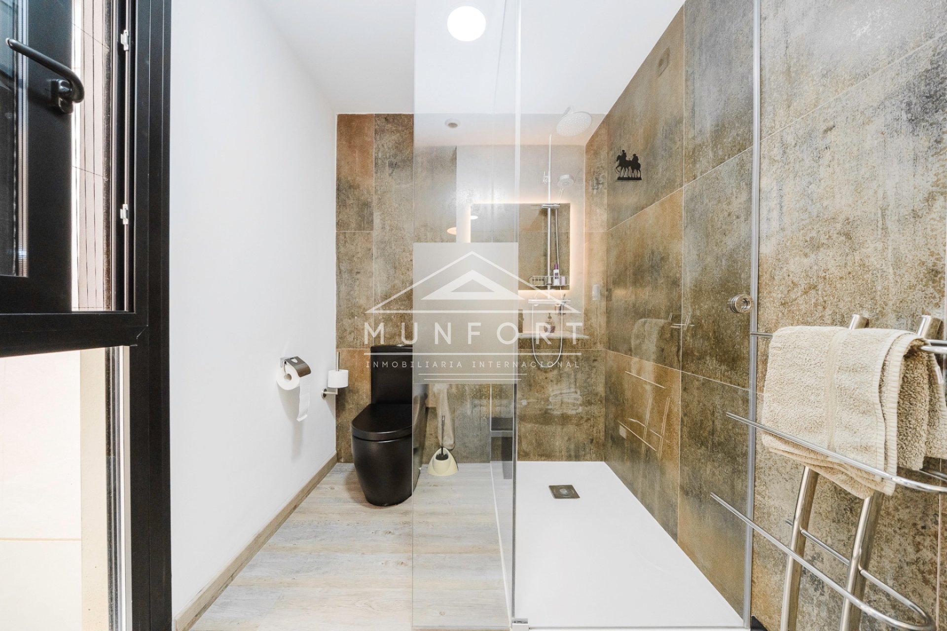 Segunda mano - Apartamentos -
Benijófar