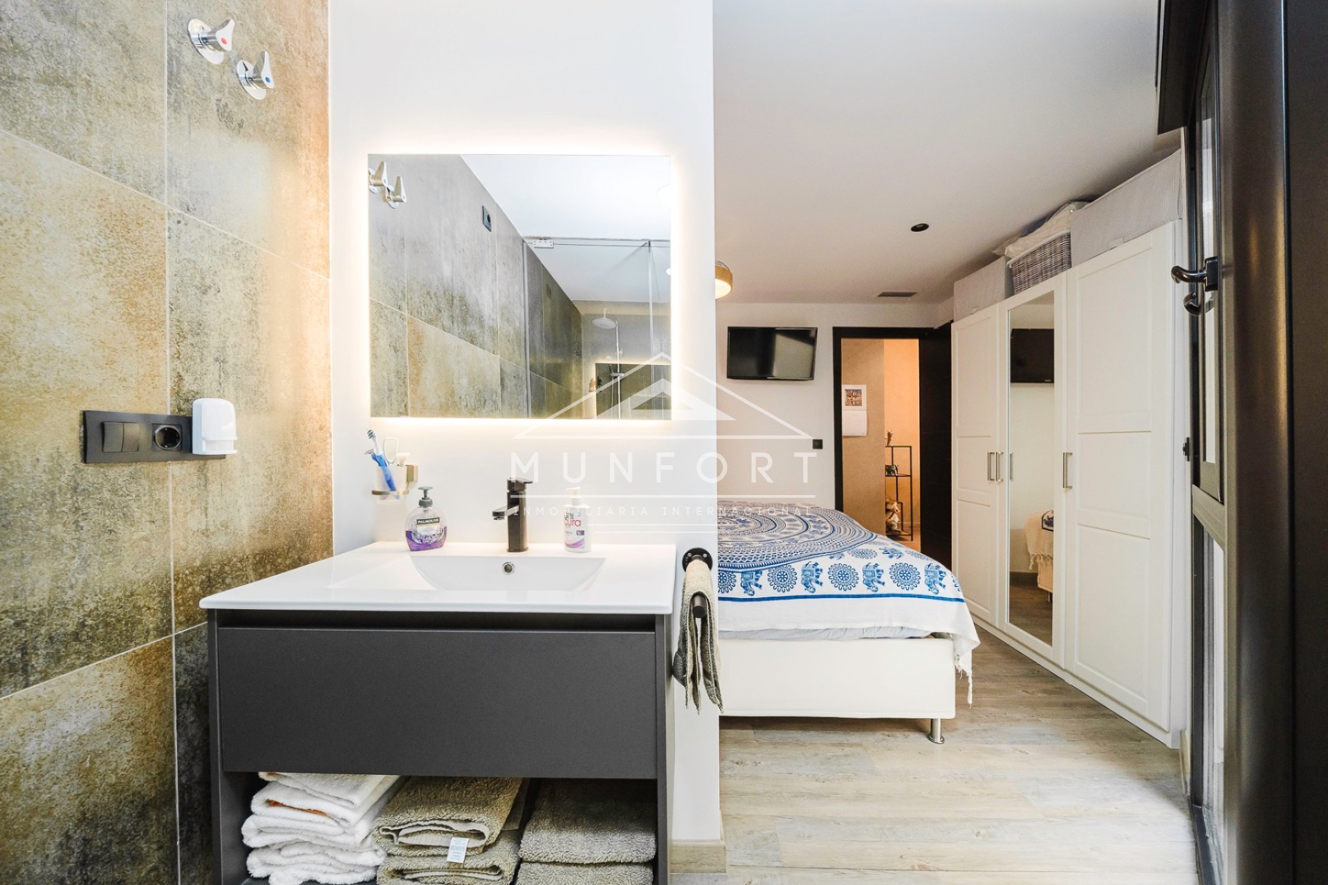 Segunda mano - Apartamentos -
Benijófar