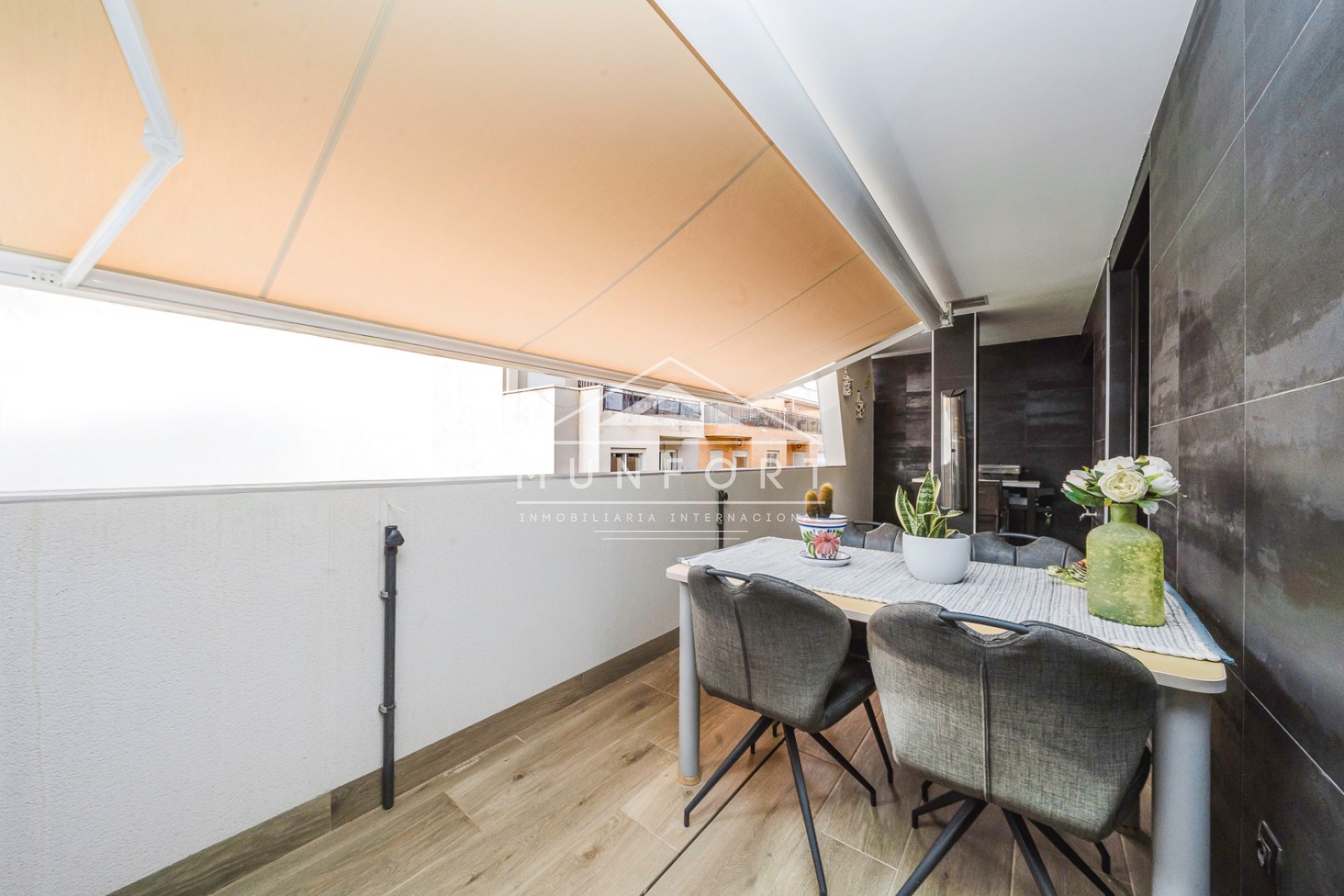 Segunda mano - Apartamentos -
Benijófar