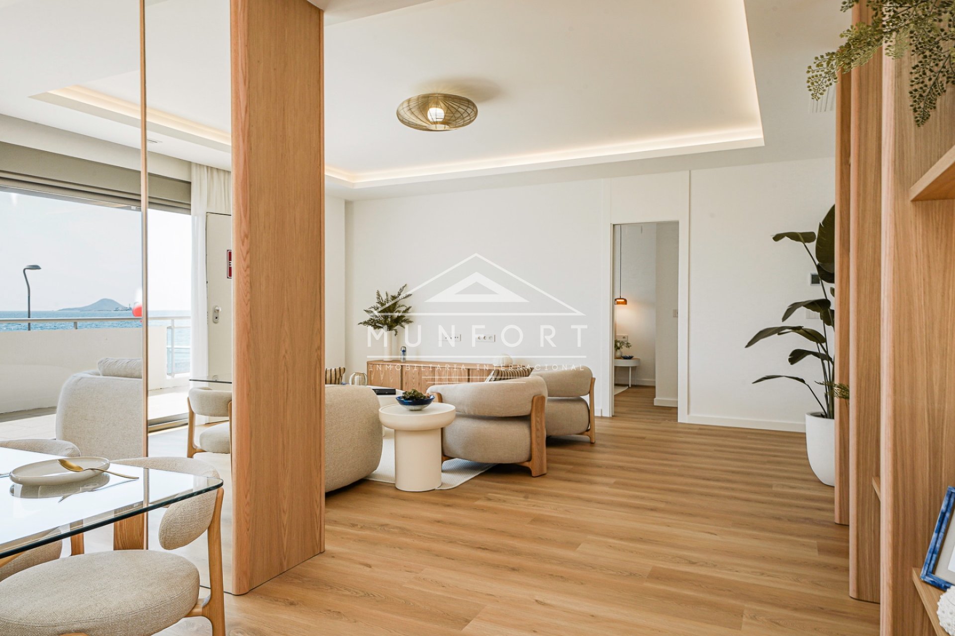 Segunda mano - Apartamentos -
La Manga