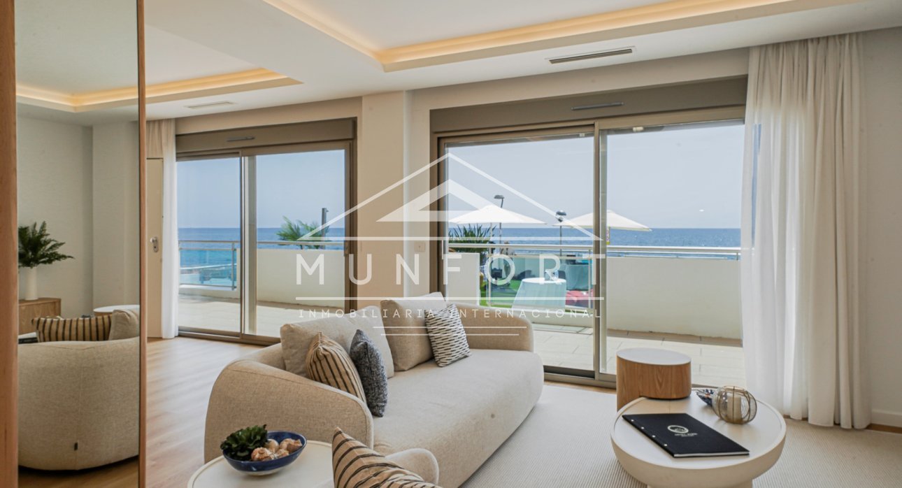 Segunda mano - Apartamentos -
La Manga