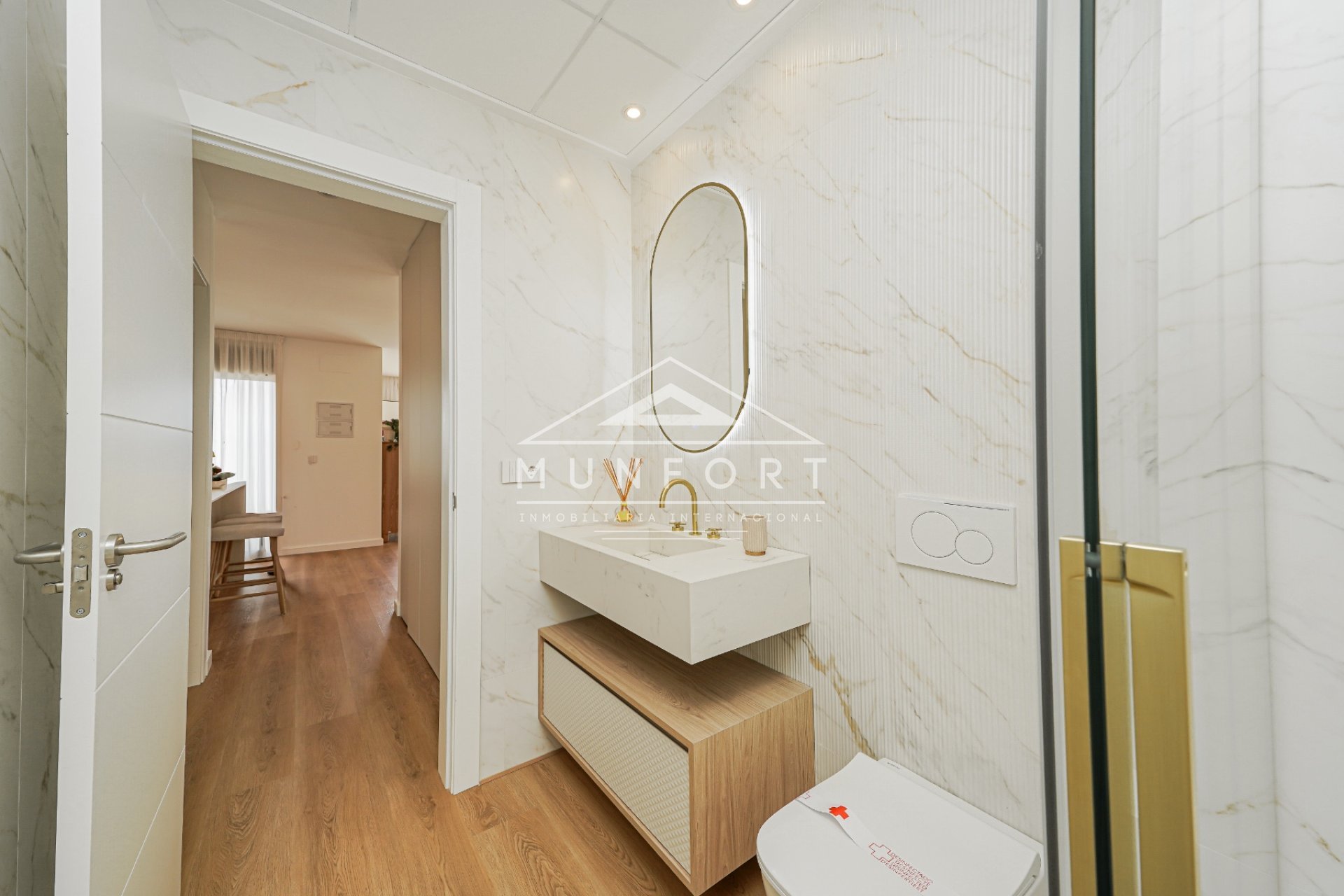 Segunda mano - Apartamentos -
La Manga