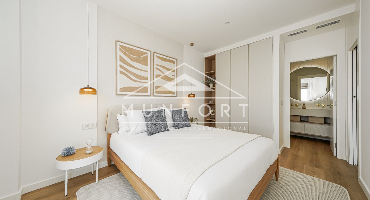 Segunda mano - Apartamentos -
La Manga