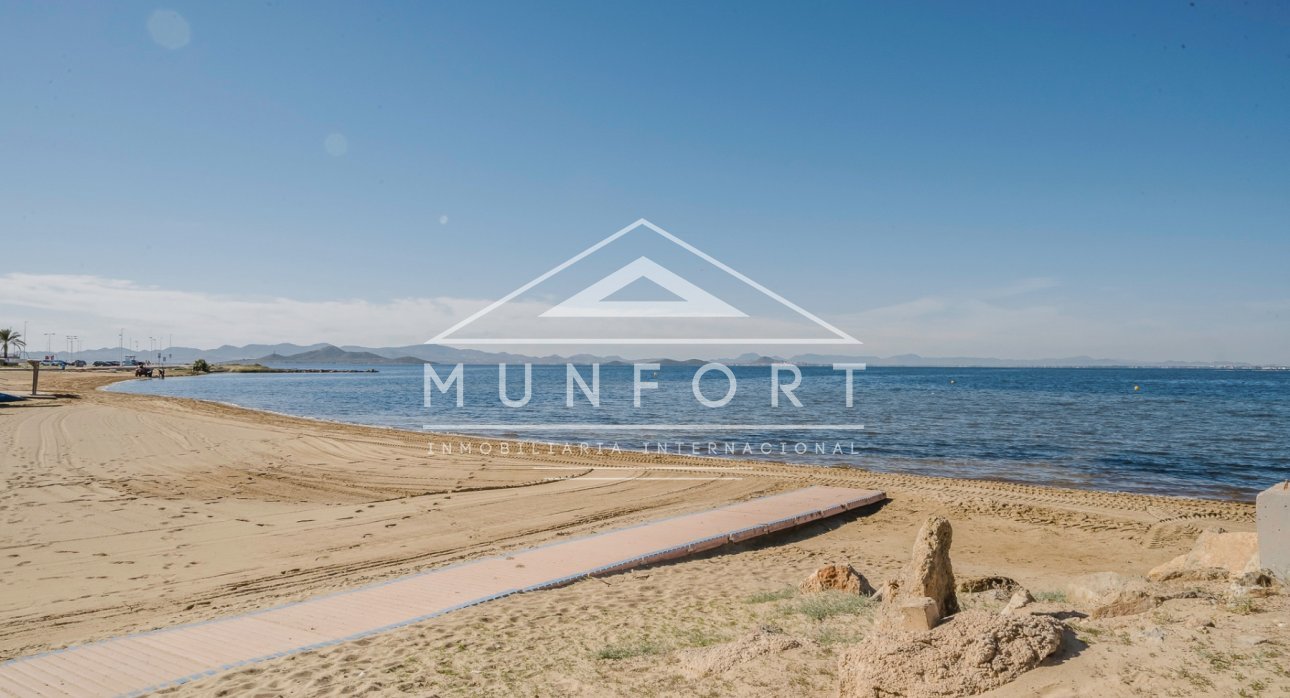 Segunda mano - Apartamentos -
La Manga