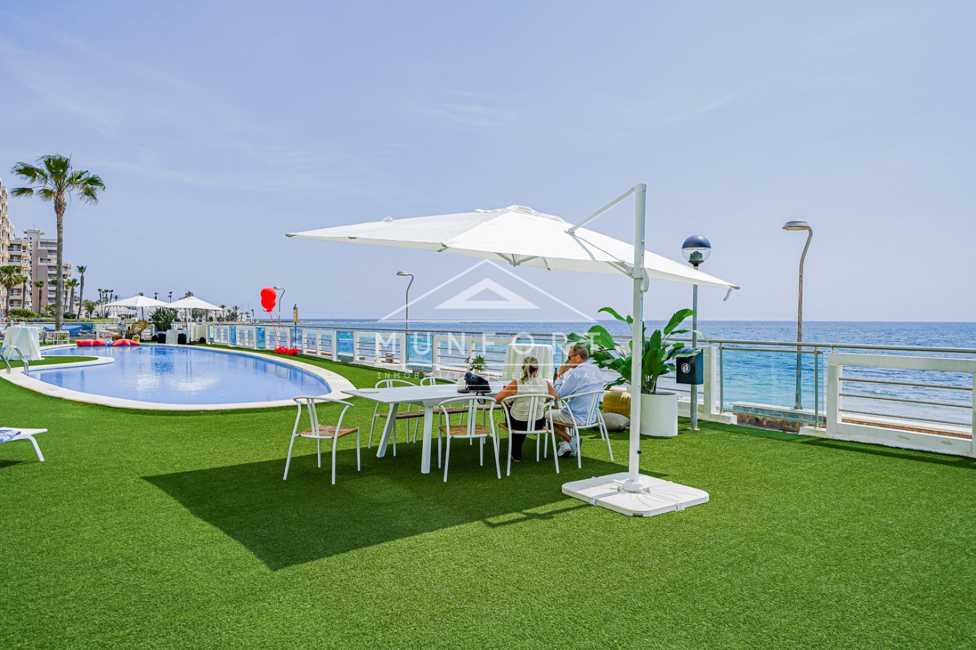 Segunda mano - Apartamentos -
La Manga