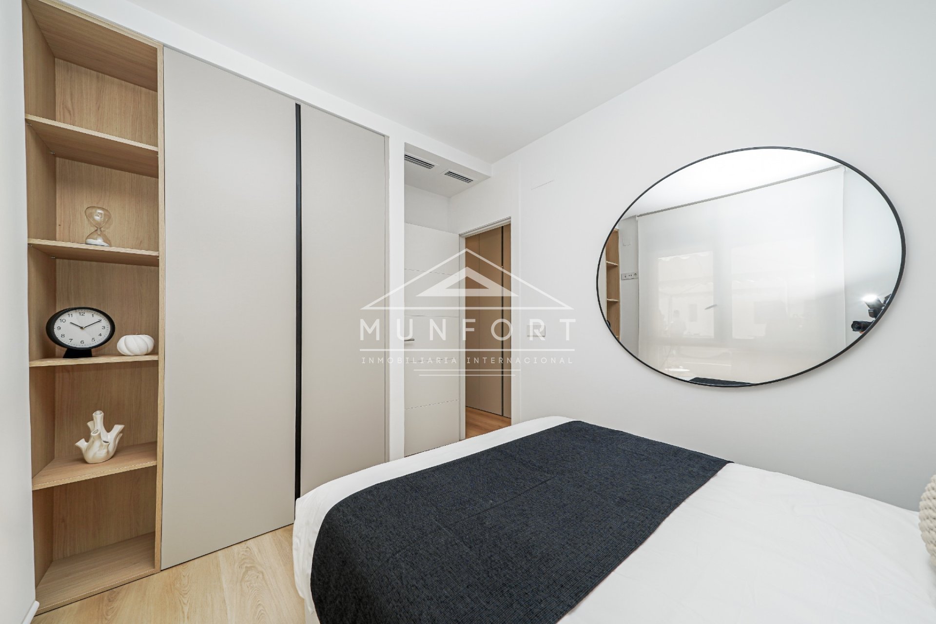 Segunda mano - Apartamentos -
La Manga