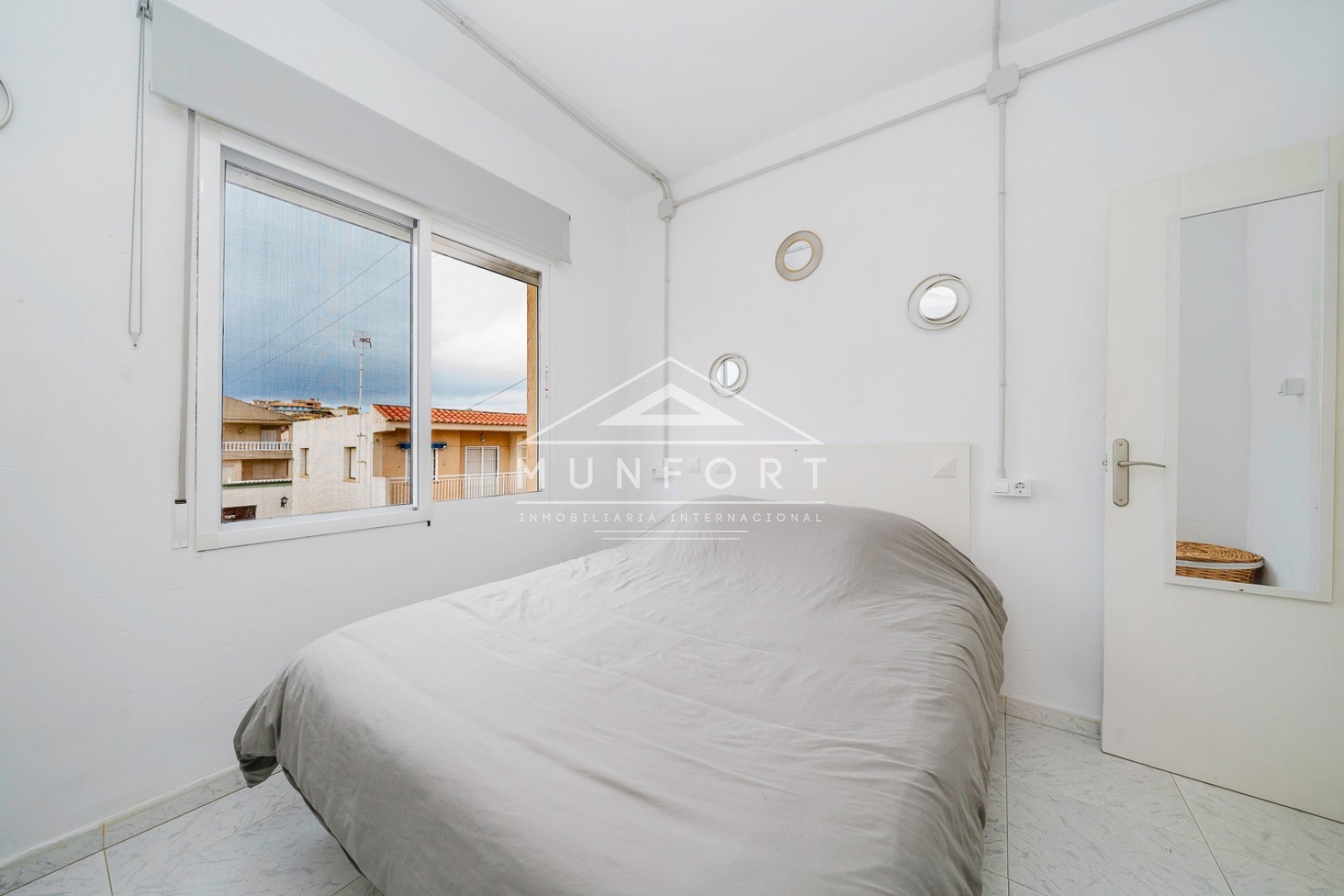 Segunda mano - Apartamentos -
Los Urrutias