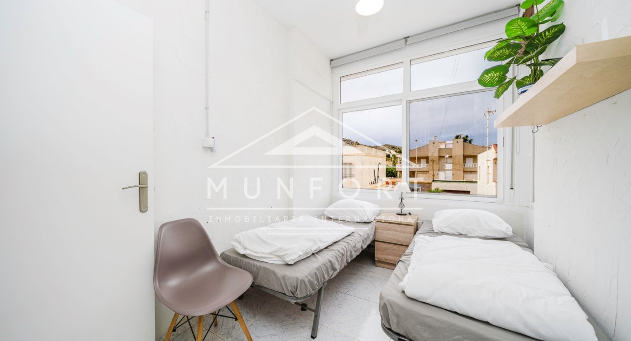 Segunda mano - Apartamentos -
Los Urrutias