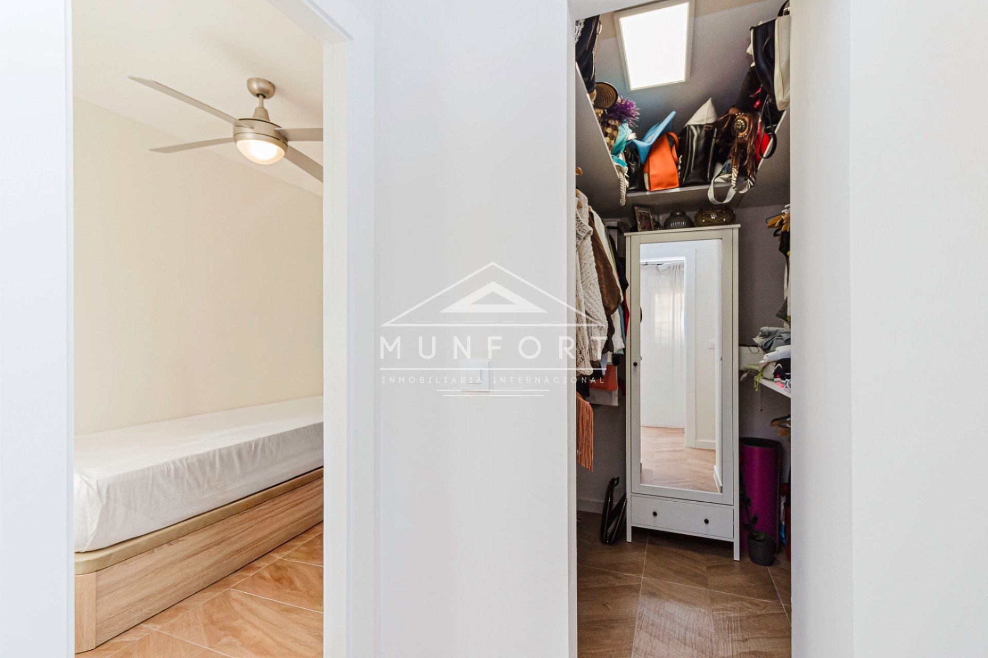 Segunda mano - Apartamentos -
Orihuela Costa - Dehesa de Campoamor