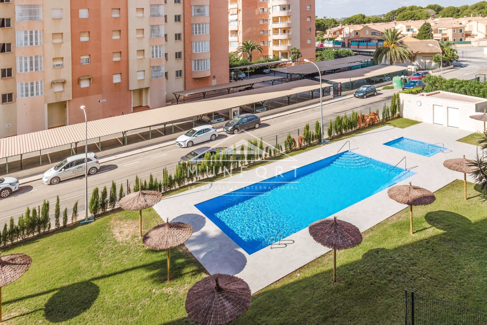 Segunda mano - Apartamentos -
Orihuela Costa - Dehesa de Campoamor