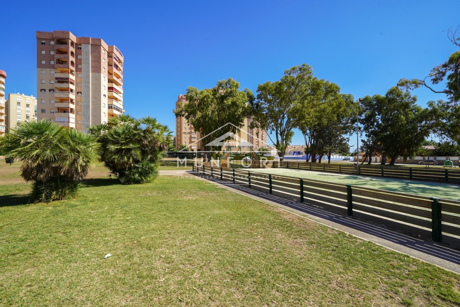 Segunda mano - Apartamentos -
Orihuela Costa - Dehesa de Campoamor