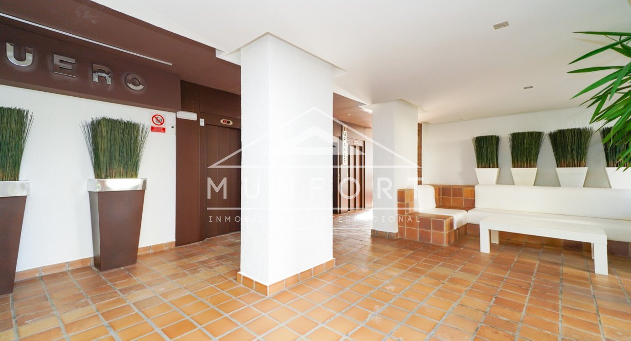 Segunda mano - Apartamentos -
Orihuela Costa - Dehesa de Campoamor