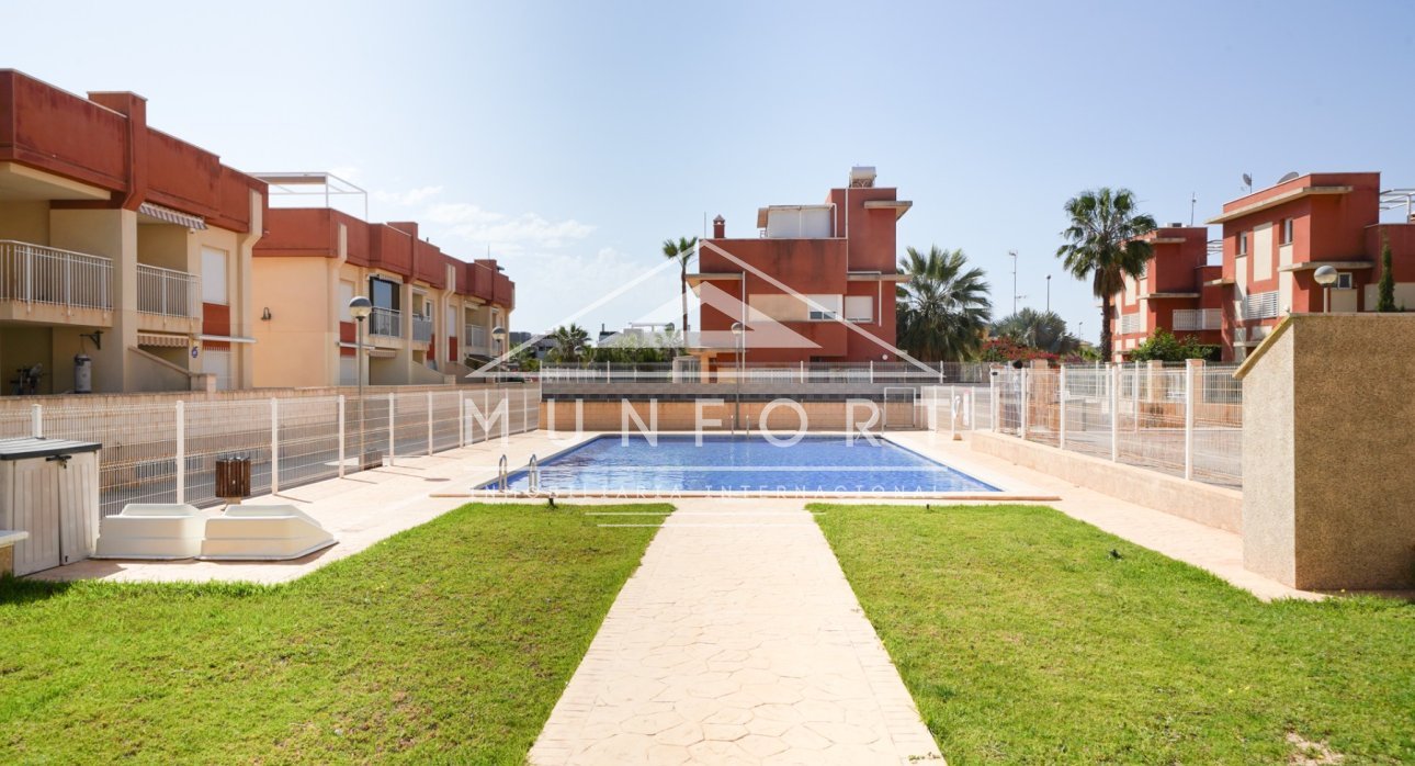 Segunda mano - Apartamentos -
Orihuela Costa - Lomas de Cabo Roig
