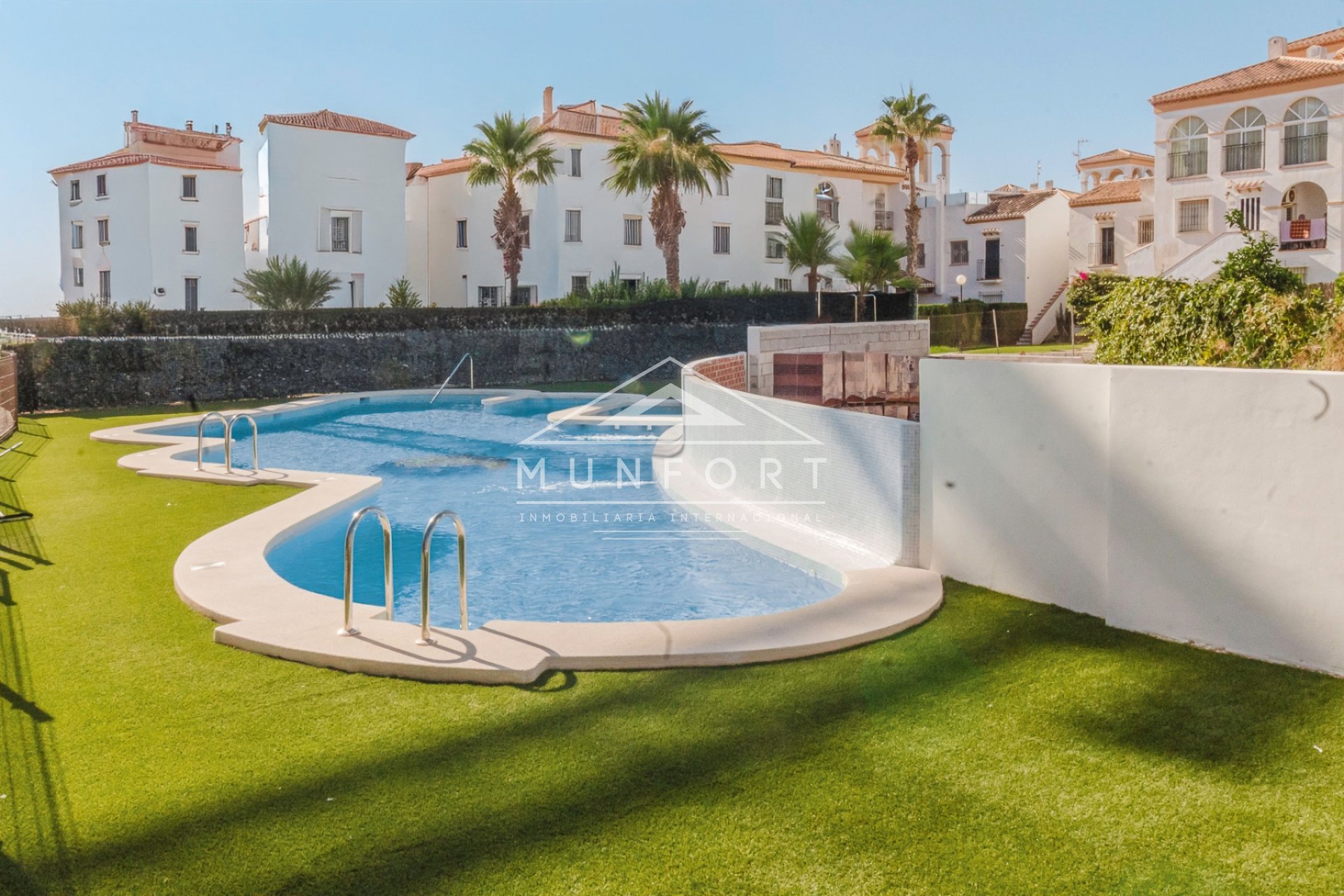 Segunda mano - Apartamentos -
Orihuela Costa - Playa Flamenca