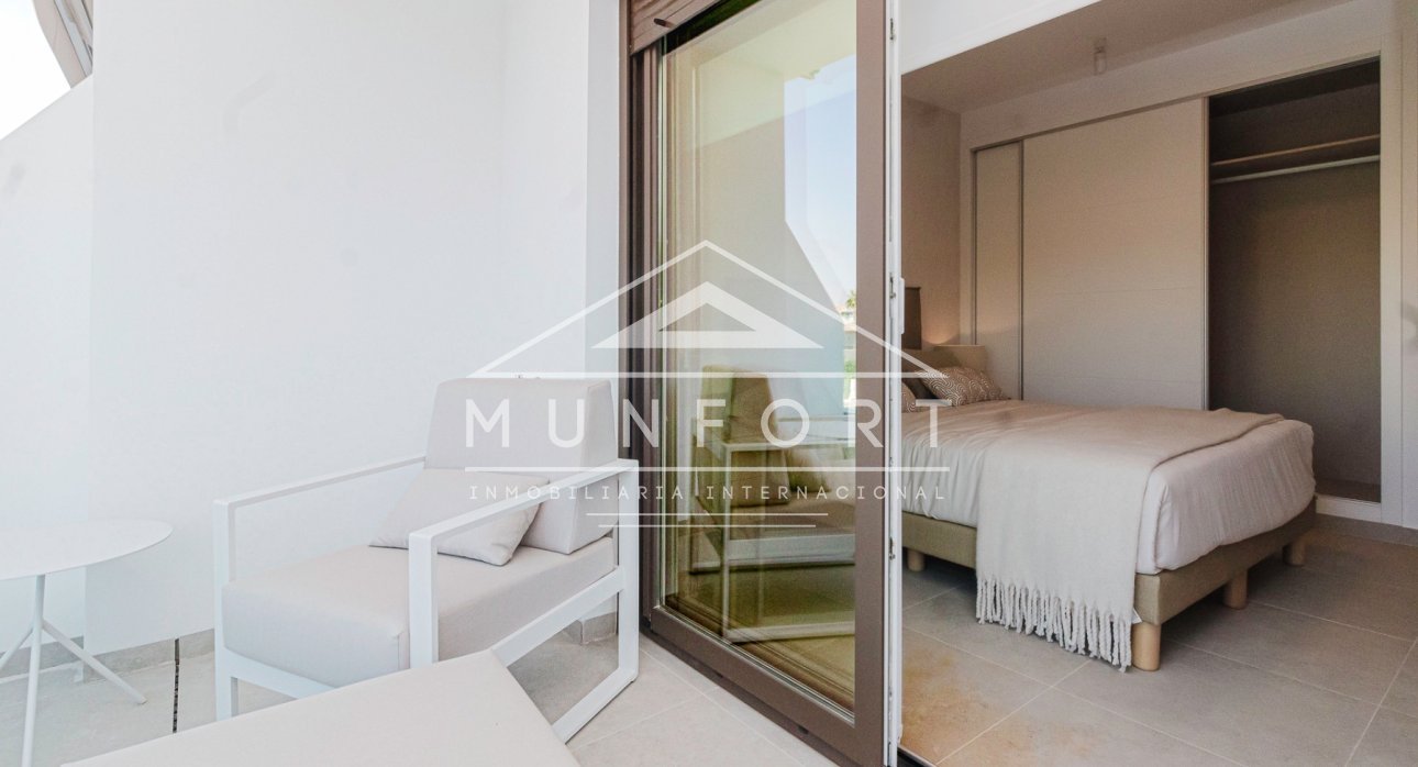 Segunda mano - Apartamentos -
Orihuela Costa - Playa Flamenca