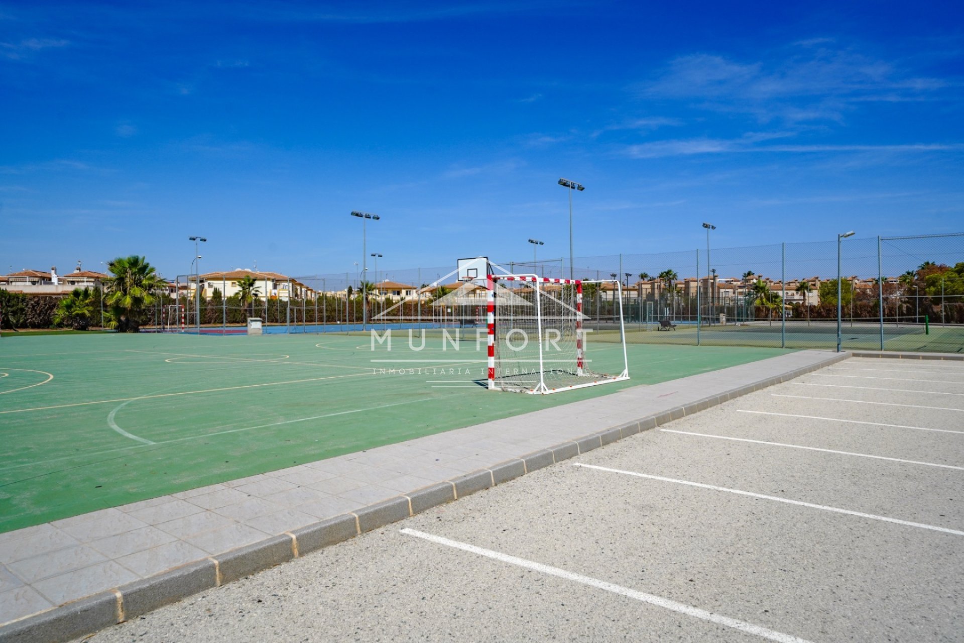 Segunda mano - Apartamentos -
Orihuela Costa - Playa Flamenca